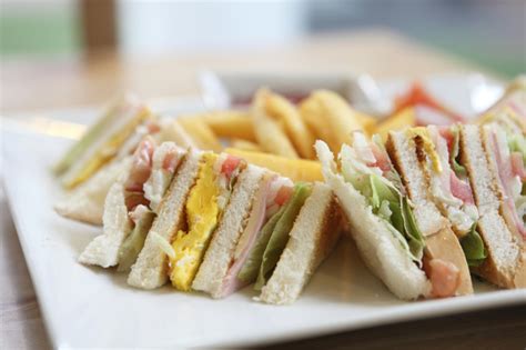 Mini tramezzini farciti - Ginger & Tomato