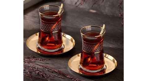 Cay keyfi kahvalti sirasinda cay icmek anlamina gelmez. DESENLİ HALLEY ÇAY KEYFİ 19 PARÇA GOLD FİYATI - Vivense