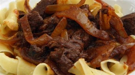 This hungarian goulash is a real comfort when the weather outside is frightening. Real Hungarian Goulash (No Tomato Paste Here) Recipe - Allrecipes.com