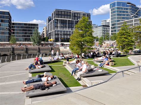 Urban public spaces - .hess