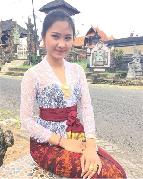 Pin Oleh I Wayan Di Kebaya Bali Wanita Wanita Cantik Gadis Cantik Asia