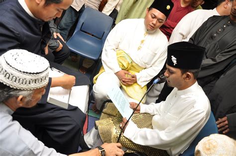 Dalam erti kata yang lain orang yang harus berkahwin ialah tidak ada sesuatu yang. " AsLiM TaSLaM ": PERKAHWINAN : TUNTUTAN AGAMA @ ADAT