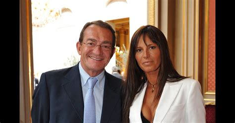 On a fait une rumeur sur jacques chirac, alors que. Lou, la fille de Nathalie Marquay-Pernaut et de Jean ...