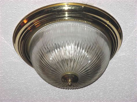 Ceiling Light Fixture Replace Bulb How To Replace A Ceiling Light