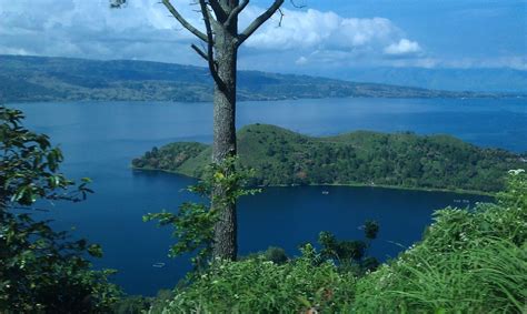 Lake Toba The Biggest Volcanic Lake In Asia Travel And