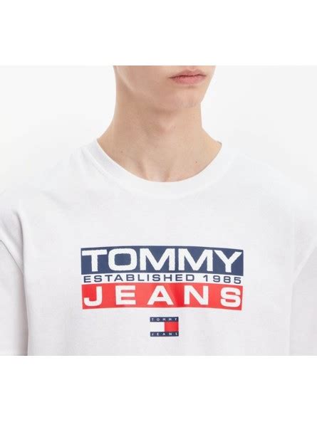 Camiseta Tommy Jeans Centered Logo Blanca