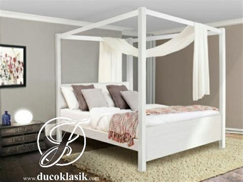Nah, perhatikan tips yang tepat saat membeli tempat tidur untuk cintaka kasur bayi kelambu cokelat ini bisa jadi pilihan tepat. Jual Tempat Tidur Tiang Kelambu Minimalis Modern ...
