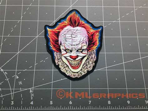 Pennywise It Character Art Vinyl Decal Sticker Clown Teeth Horror Movie