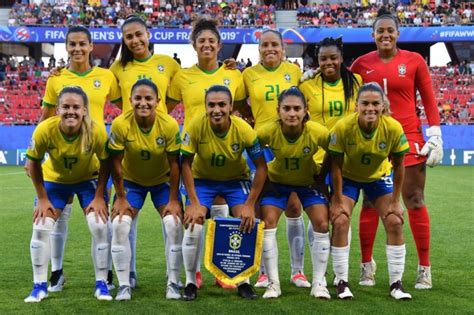 Momentos de holanda 3 x 3 brasil pelo futebol feminino nas olimpíadas de tóquio 2020 . O desafio agora é não deixar 'morrer' o futebol feminino ...