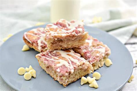Sweet cherries and robust merlot make for a colorful, refreshing chilled dessert. BEST Keto Cookie Bars! Low Carb White Chocolate Strawberry ...