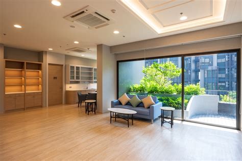 โรงพยาบาลธนบุรี 34/1 ซอยอิสรภาพ 44 ถนนอิสรภาพ แขวงบ้านช่างหล่อ เขตบางกอกน้อย กรุงเทพ 10700. เปิดตัวโรงพยาบาลธนบุรีบูรณา ฟื้นฟูสุขภาพผู้สูงวัยระยะยาว ...
