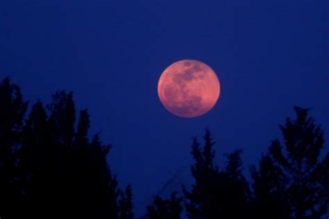 De julho de 2018 (pt); Lunar Eclipse July 2018: How To Photograph The Longest ...