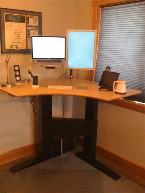 Computer stands for desks are perfect for all users. Build Your Own Stand Up Desk From Recycled Wood - HomesFeed