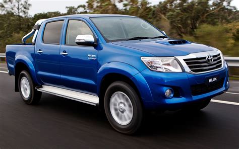 Toyota Hilux 30 Turbo Diesel Reviews Prices Ratings With Various