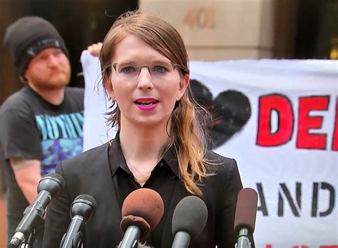 Army intelligence analyst who provided the web site wikileaks with a trove of classified documents in what was believed to be the largest unauthorized release of state secrets in. Wikileaks: Chelsea Manning vuelve a prisión por desacato ...