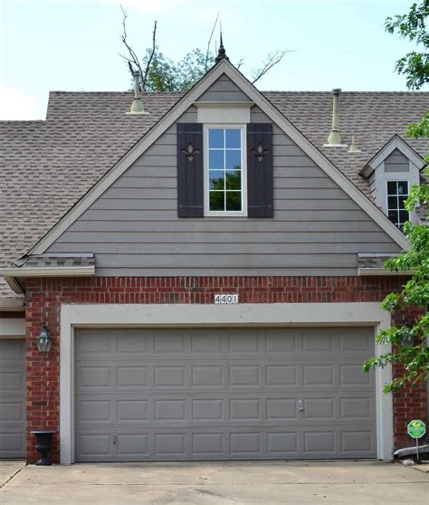 Bm gray mist is a stellar lighter paint color that complements red brick. 14 Awesome Medium Grey Exterior Paint for Inspiration # ...