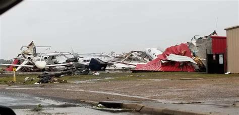 Easter Storms Sweep South Killing At Least 6 In Mississippi Klas