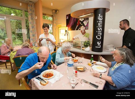 Old Peoples Home Hi Res Stock Photography And Images Alamy