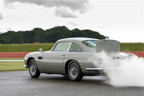 Inaugural Aston Martin Db5 Goldfinger Continuation Car Is Completed