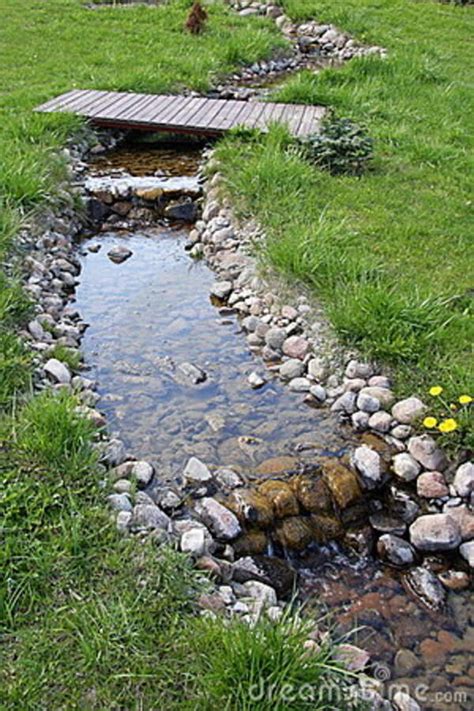 Garden Stream Banked With Pebbles Backyard Water Feature Water