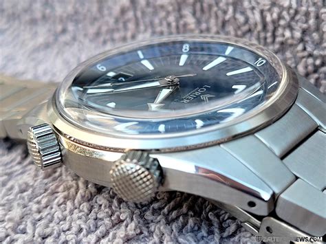 Lorier hyperion gmt watch gilt dial. Lorier Hydra Series II Sports Watch Review