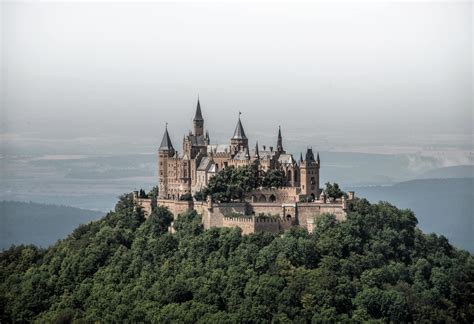 16 Best Castles In The World You Can Visit Modern Trekker
