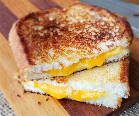 Easy Grilled Cheese Sandwich Grits And Gouda