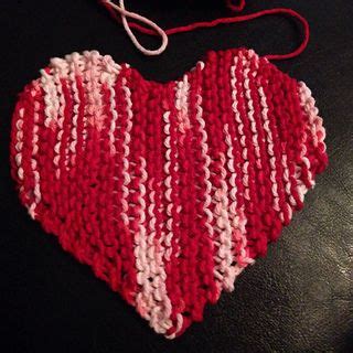 Knit it in a linen, cotton, or bamboo dk weight yarn. Sideways knit garter stitch heart with multiple uses: Dish ...