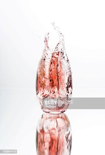 Squirting Liquid Photos Et Images De Collection Getty Images