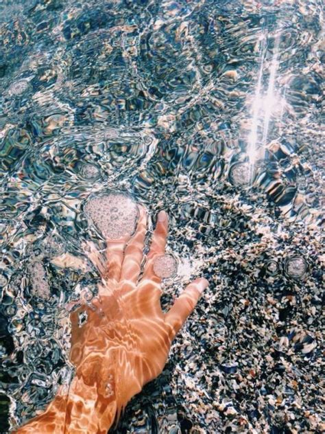Pin By 💕 Reveuse💕 On ⭐️and These Hands⭐️ Summer Vibes Photo Beach