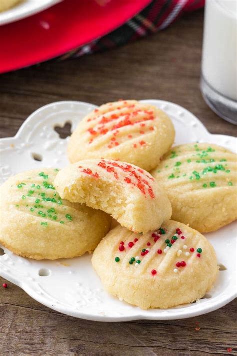 I found this full proof shortbread recipe when i was younger on the back of a canada corn starch box and . Cornstarch Shortbread Cookies - canada cornstarch ...