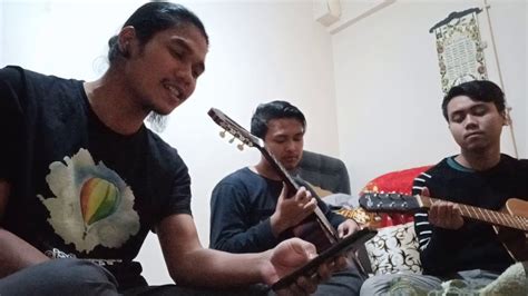 Andaikan kau datang kembali (cover)by Lucky - YouTube