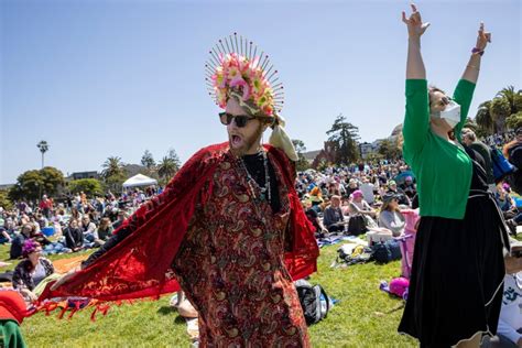 Sisters Easter Hunky Jesuses And Foxy Marys Take Over Dolores Park