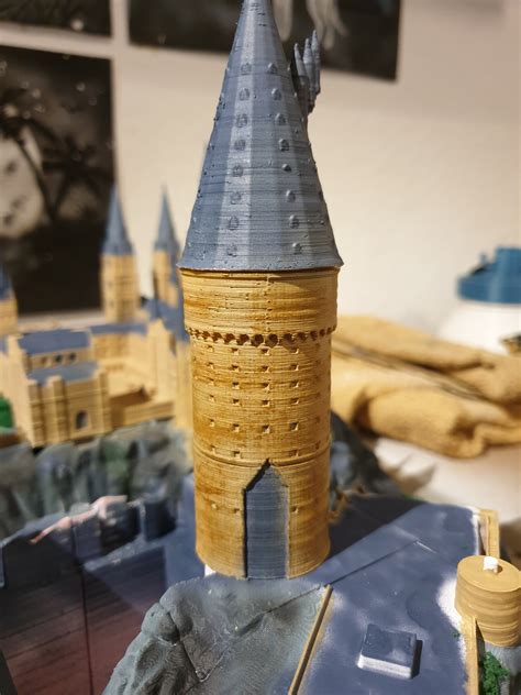 3d Printable Hogwarts Castle By Joshua Neil Arthur