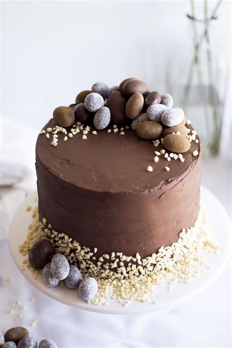 Do not decorate with chocolate. chocolate easter cake | Migalha Doce ...For all your cake ...