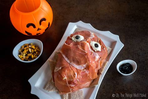 Creepy Halloween Food Make A Prosciutto Face Oh The Things Well Make