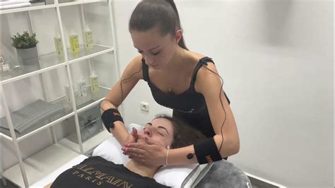 Asmr Massage Asmr Face Scalp Neck And Head Massage By Steffiandmaya Youtube
