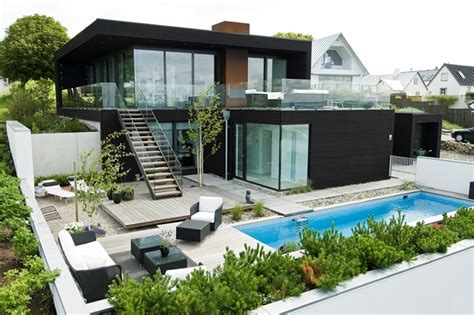 Maybe you would like to learn more about one of these? Nilsson Villa-Modern Beach House With Black and White ...