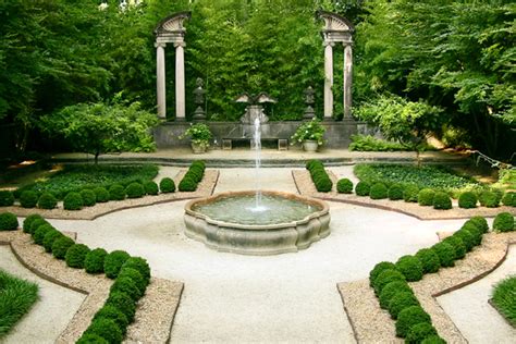 Grant Helps Restore Historic Swan House Boxwood Garden In Atlanta The