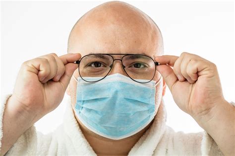 This Is How You Can Stop Your Glasses From Fogging Up When Wearing A Face Mask Laptrinhx News