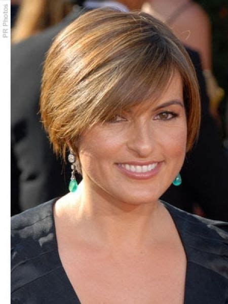 55 Hypnotic Short Hairstyles For Women With Square Faces