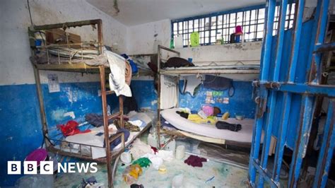 More Than Inmates Break Out Of Haiti Jail Bbc News