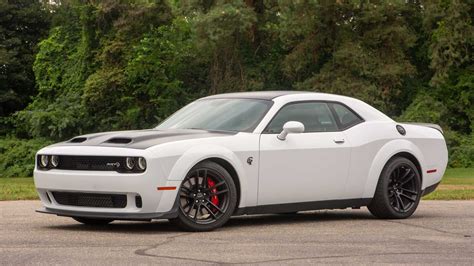 Dodge Challenger Outsells Ford Mustang In Q2 2021 Camaro Barely Alive