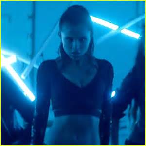 (c) 2013 hollywood records, inc. Selena Gomez: 'Slow Down' Music Video - Watch Now! | Music ...
