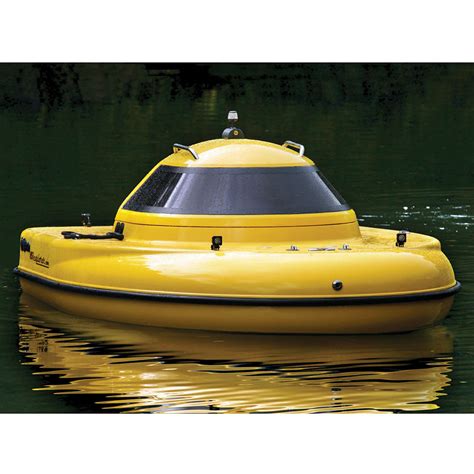 The Amphibious Sub Surface Watercraft Hammacher Schlemmer