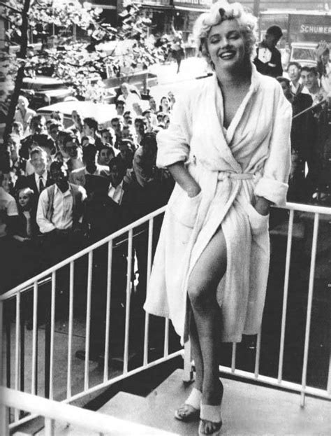 Marilyn Monroe During The Filming Of The Seven Year Itch Sept