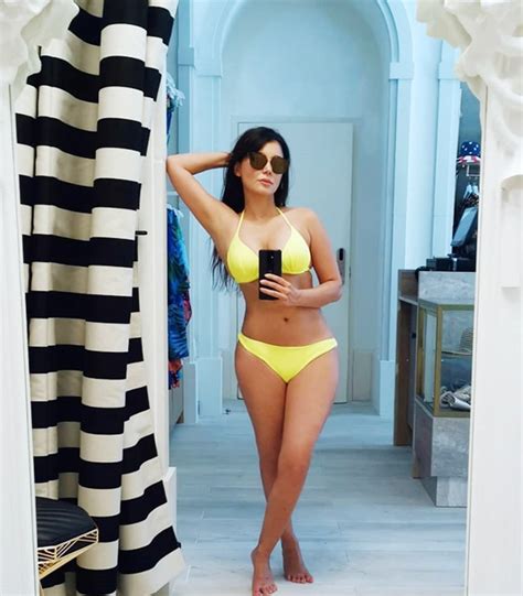 Bachna Ae Haseeno Actor Minissha Lamba Leaves Her Fans Drooling Over Her Hot And Sexy Bikini Avatar