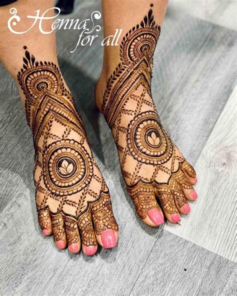 Latest Mehndi Designs Feet