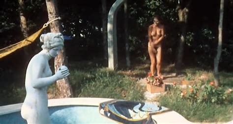Nude Video Celebs Gloria Guida Nude Colette Descombes Nude La