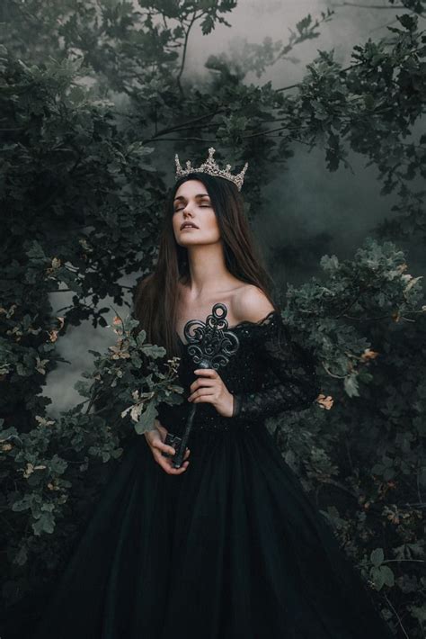 The Queens Secret Foto Fantasy Fantasy Dress Fantasy Girl Dark